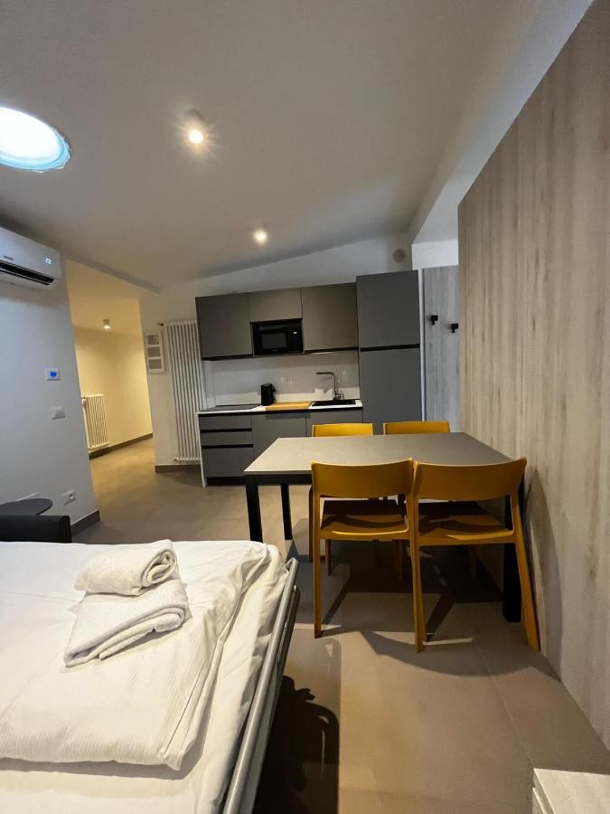 Bilo - Apartments For Rent 트렌토 외부 사진